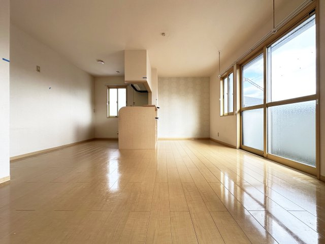 グランフェリオ A棟の居間・リビング