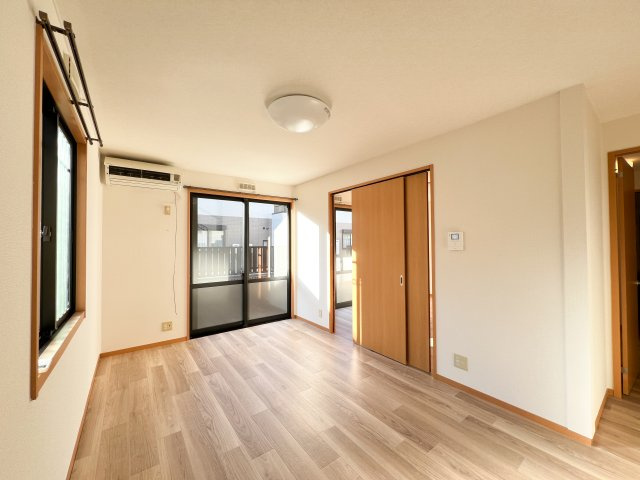 ハイツセリュー Ⅰ棟の居間・リビング