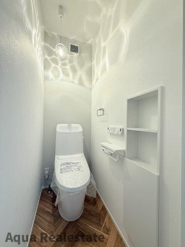 リラクス多肥上町Ⅳのトイレ|落ち着いた色調のトイレです