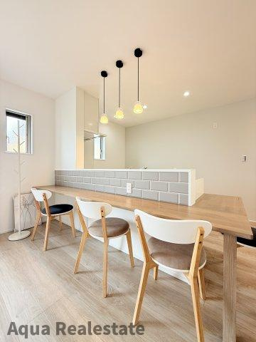 リラクス多肥上町Ⅳの居間・リビング|ゆったりとしたリビングです