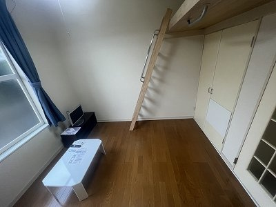 レオパレスＮｏｒｔｈＣｏｕｒｔの居間・リビング