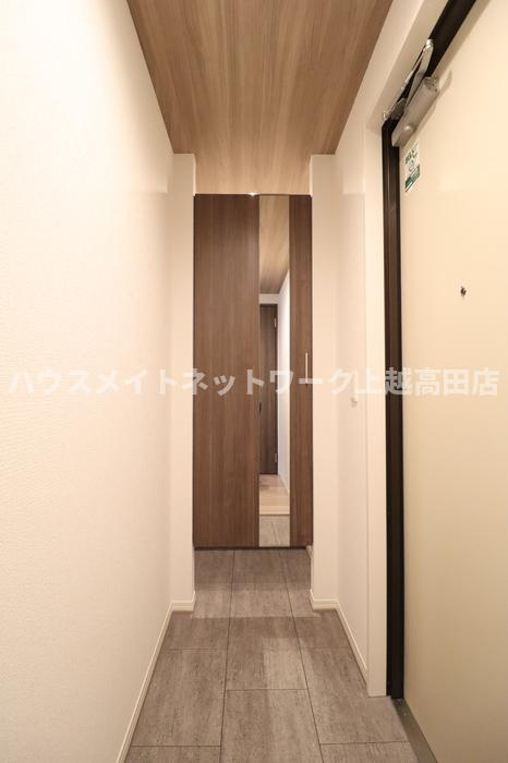 キャトル・セゾンの玄関|玄関