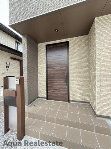 高松市香西北町の中古一戸建の玄関|毎日通る玄関はこちらです