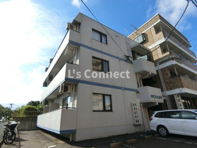 【外観】 | アバントヒルズ | 都市ガス使用のマンションです。