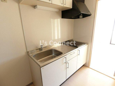 【キッチン】 | アバントヒルズ | ２口ＩＨヒーターのシステムキッチン。