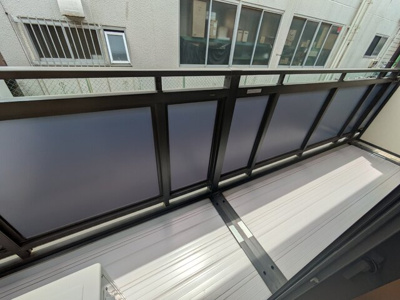 洗濯物が干せるパルコニー♪