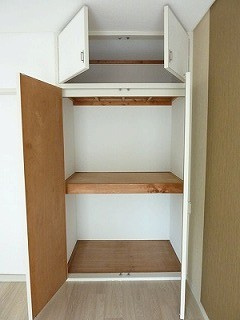 アート弥生町の収納