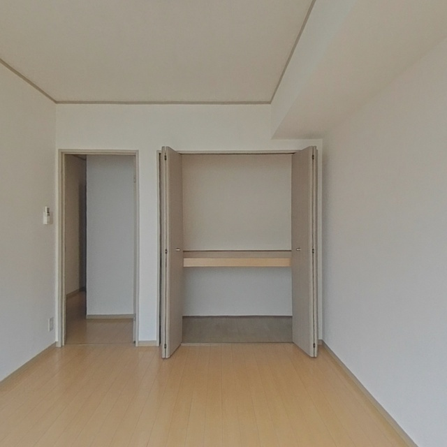 岐阜市粟野西３丁目のアパートの収納