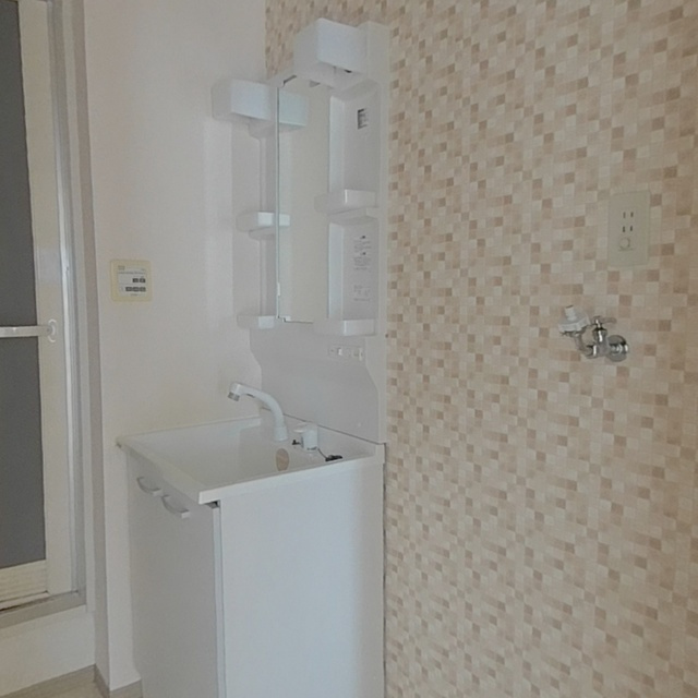 岐阜市粟野西３丁目のアパートの洗面所