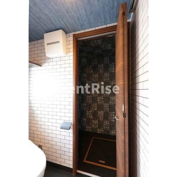 ESPRESSO一宮の玄関