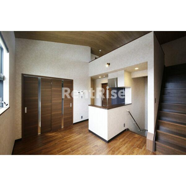 ESPRESSO一宮の居間・リビング