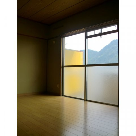 城前レジデンスの居間・リビング