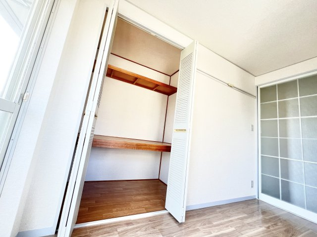 グランドサン六番館の収納|※同タイプ参考写真