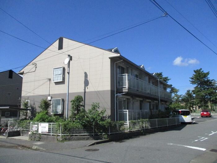 グランドサン六番館の外観