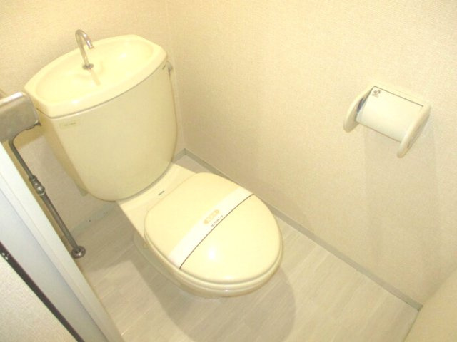グランドサン六番館のトイレ|※同タイプ参考写真