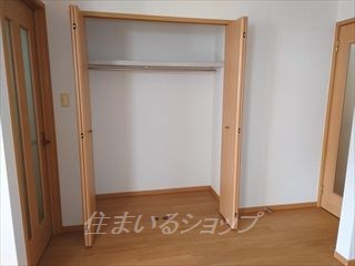 広島市安佐北区落合南９丁目のアパートの収納