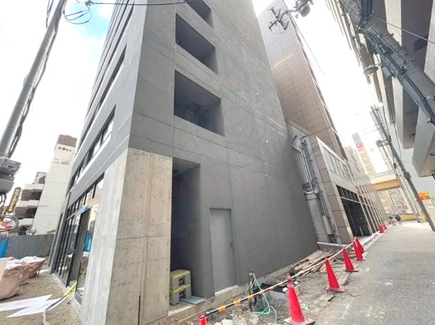 リアライズ梅田東ビルの外観|おしゃれな外観です