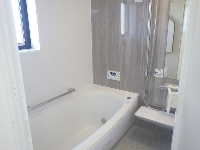 中古戸建　北広島町春木(C／ＡＢＣＤ）の浴室