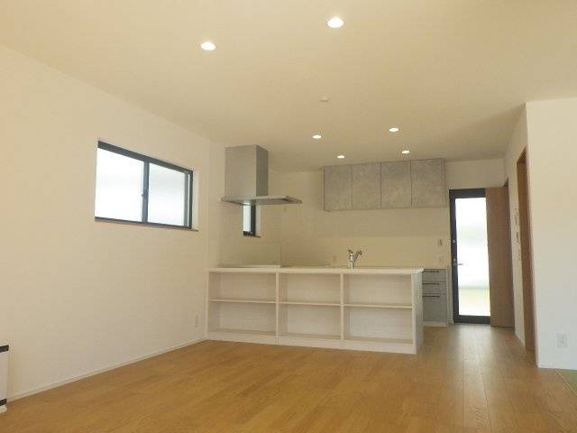 中古戸建　北広島町春木(C／ＡＢＣＤ）の居間・リビング