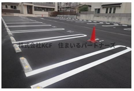 グランツ アルファの駐車場|※類似物件の写真です。