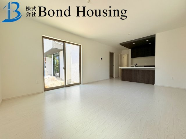 明石市天文町２丁目の新築一戸建の居間・リビング