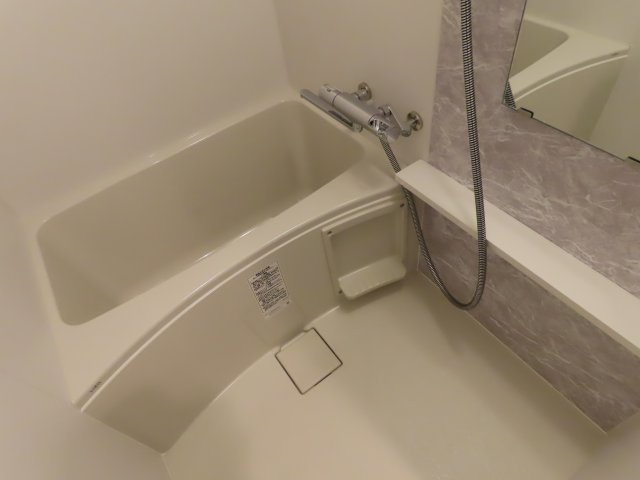 大阪市西淀川区御幣島３丁目の賃貸マンションの浴室