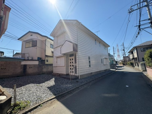 川越市砂新田1丁目　中古戸建　「新河岸駅」徒歩17分　敷地37坪　【高階北小学区】の前面道路含む現地写真