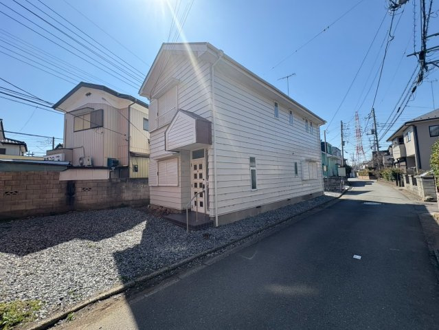 川越市砂新田1丁目　中古戸建　「新河岸駅」徒歩17分　敷地37坪　【高階北小学区】の前面道路含む現地写真