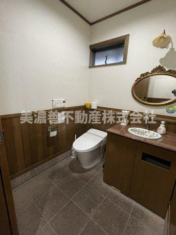 ６４９６９　岐阜市高砂町5丁目店舗のトイレ