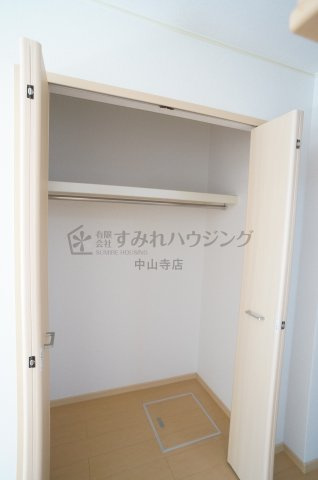 ウエストイリーデⅡの浴室|参考、同建物・反転間取りの号室