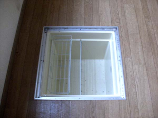 ビューラー和泉Bの収納|大きなものも収納できそうです