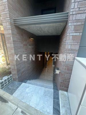 【エントランス】 | ＮＥＸＡＳ ＥＢＡＲＡ | 清潔なエントランスです