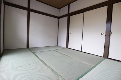 【居間・リビング】 | 八石荘 | リビングです