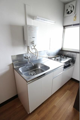 【キッチン】 | 八石荘 | お料理しやすいキッチンです