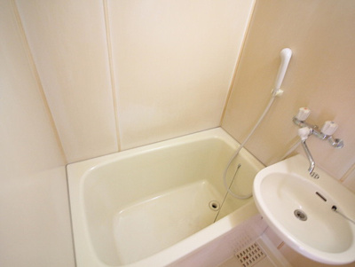 【浴室】 | モアクレスト和気B棟 | 日々の疲れを癒すお風呂付です