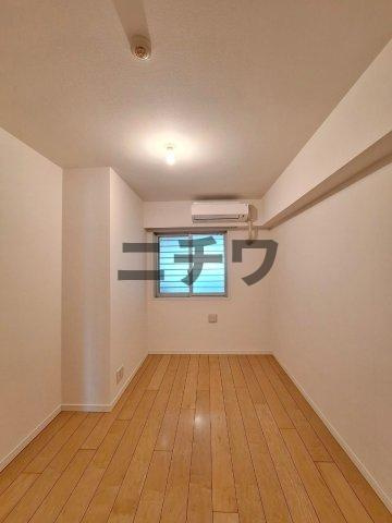 アトラス諏訪町レジデンスの洋室|★5.3帖の洋室★