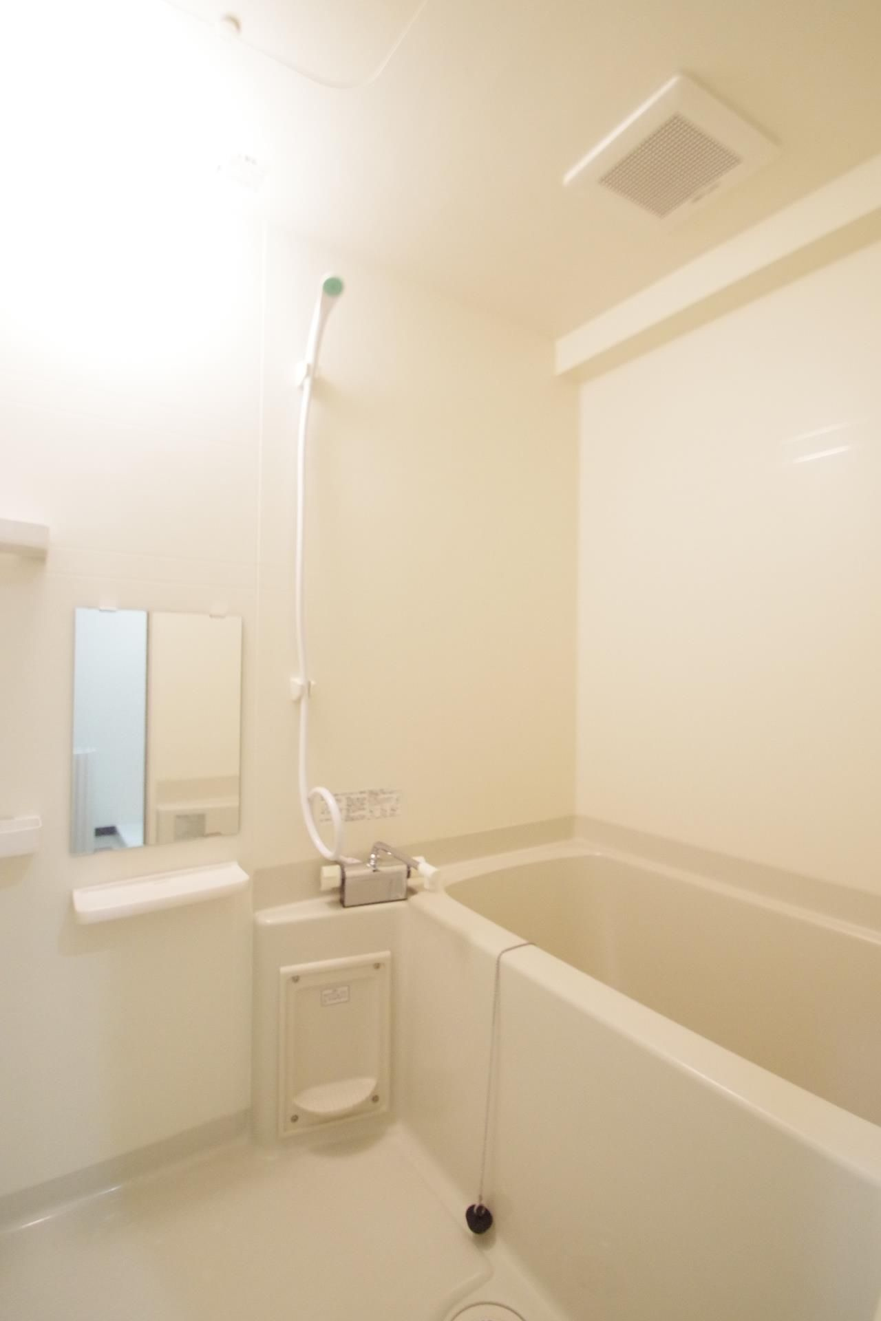 クロノス29新町の浴室