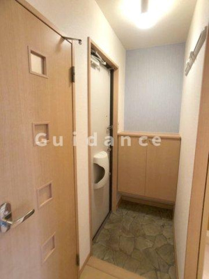 【玄関】 | ロジュマン葛城A棟