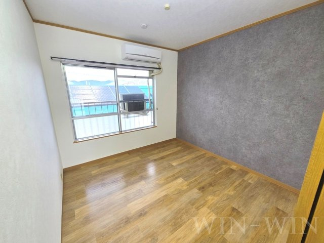 ハイツかつらの寝室