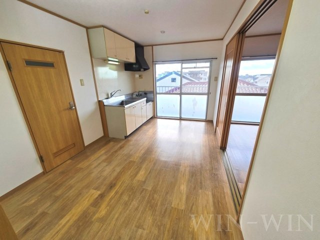 ハイツかつらの居間・リビング