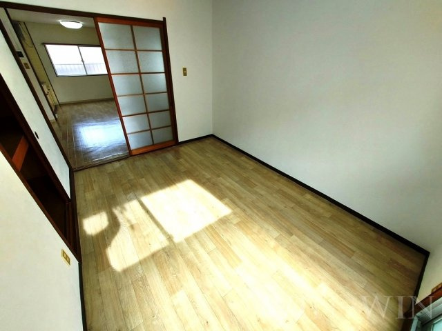 ハイツ明和 B棟の寝室