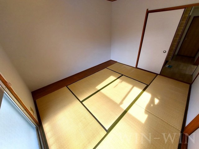 ハイツ明和 B棟の寝室
