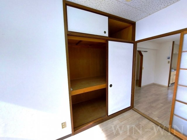 ハイツ明和 B棟の収納