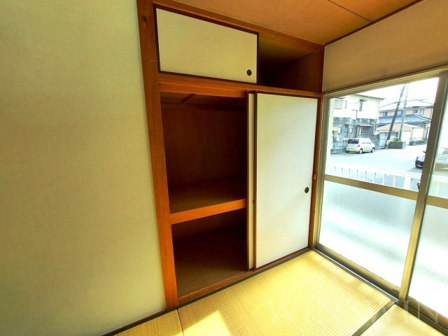 ハイツ明和 B棟の収納