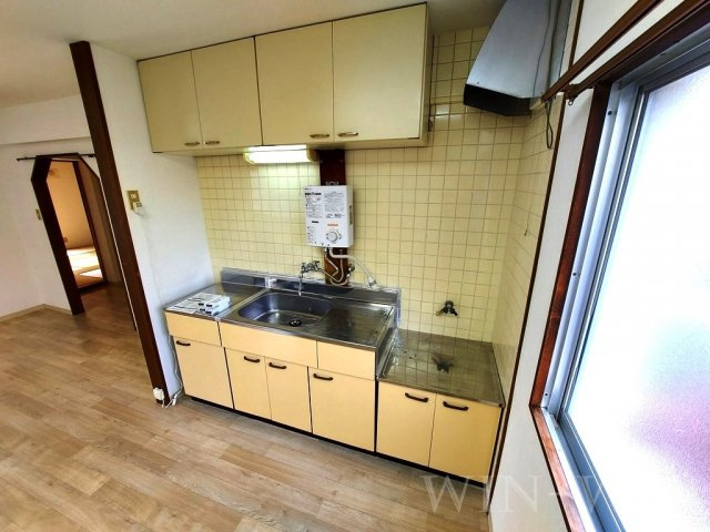 ハイツ明和 B棟のキッチン