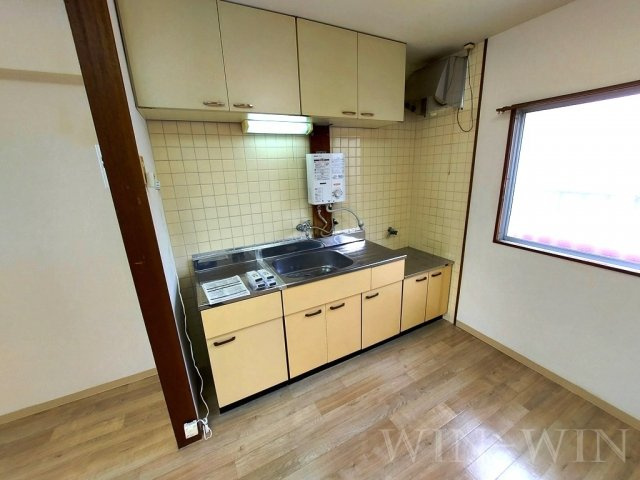 ハイツ明和 B棟のキッチン