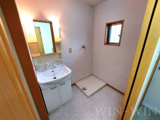 アールズコートの洗面所