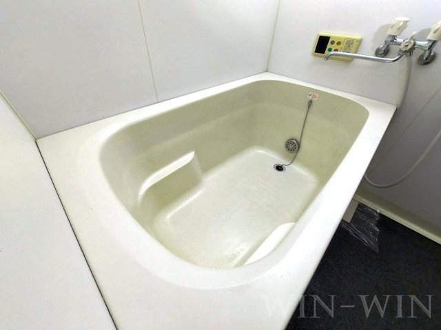 アールズコートの浴室