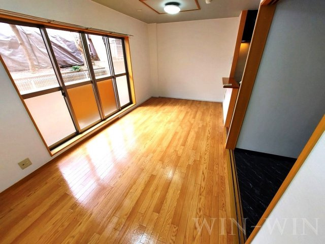 アールズコートの居間・リビング