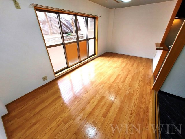 アールズコートの居間・リビング